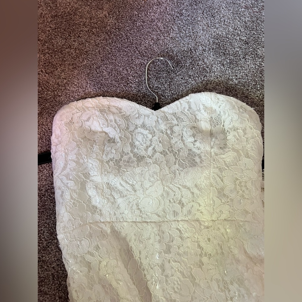 Host pick!! NWT lace Lulu’s maxi dress - Picture 5 of 5